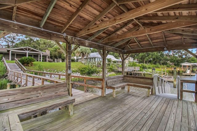 151 Julienton Drive, Townsend, GA 31331