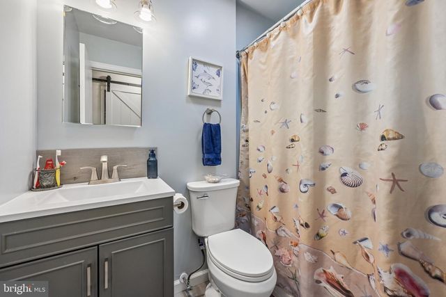 16 MERION RD, Marlton, NJ 08053