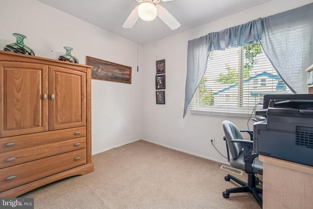 16 MERION RD, Marlton, NJ 08053