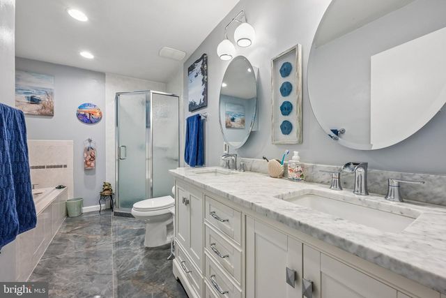 16 MERION RD, Marlton, NJ 08053