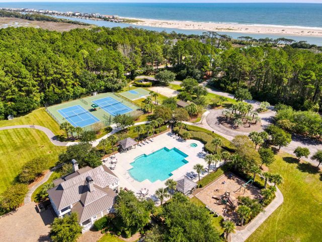 2735 Vanderbilt Blvd., Pawleys Island, SC 29585