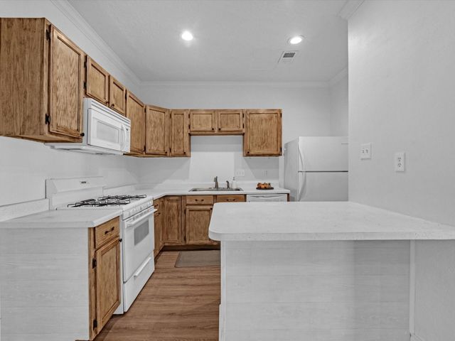 19318 Diversion Drive, Tomball, TX 77375