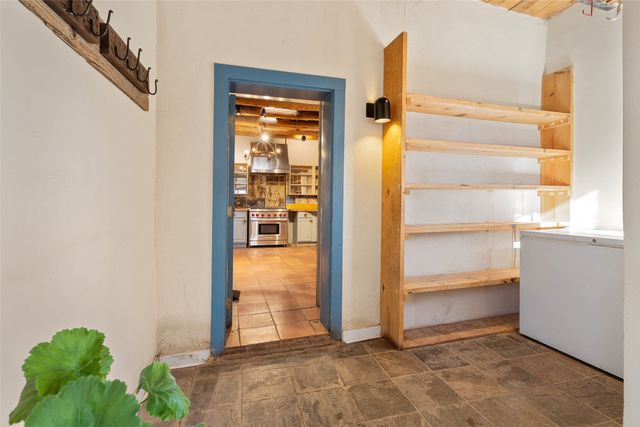 10 A Via La Puente A, Galisteo, NM 87540