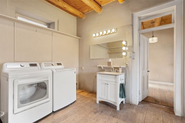 10 A Via La Puente A, Galisteo, NM 87540