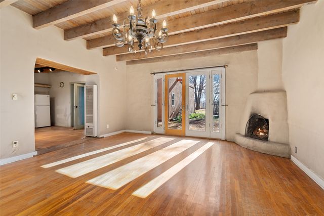 10 A Via La Puente A, Galisteo, NM 87540