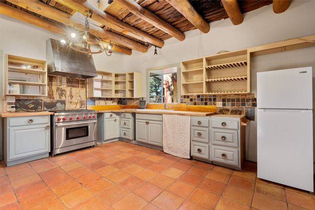 10 A Via La Puente A, Galisteo, NM 87540