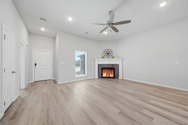 15010 S Oak Street, Glenpool, OK 74033