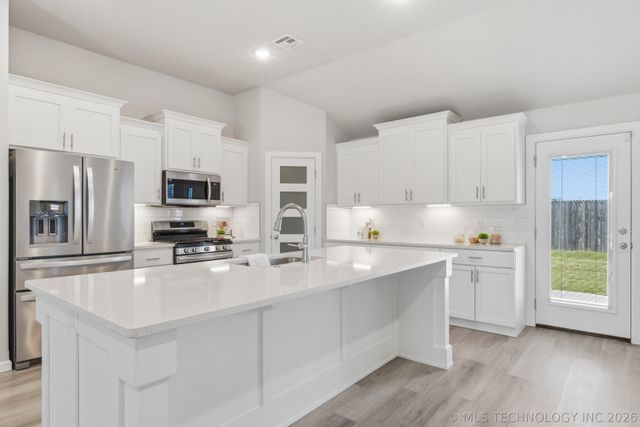 15010 S Oak Street, Glenpool, OK 74033