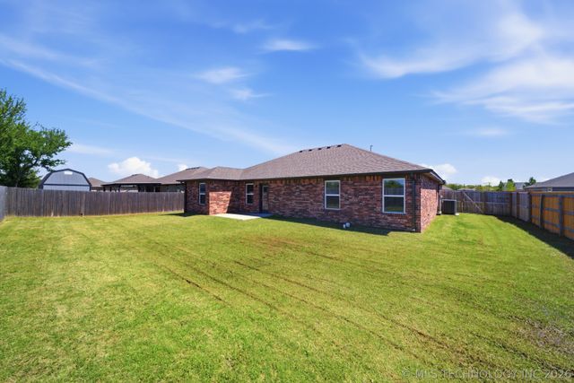 15010 S Oak Street, Glenpool, OK 74033