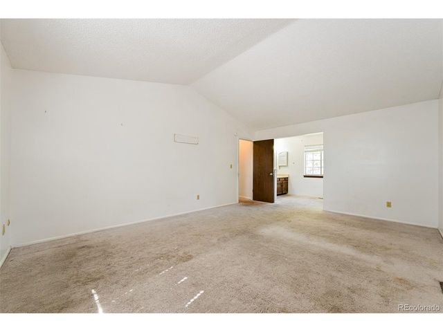 1140 S Kittredge St, Aurora, CO 80017