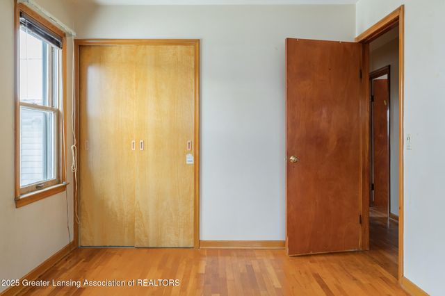 1544 Haslett Road, East Lansing, MI 48823