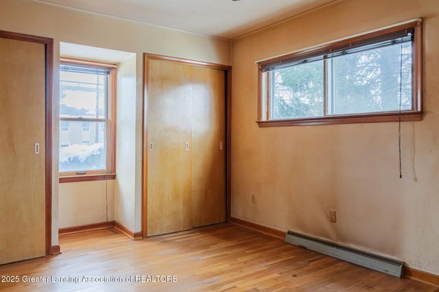 1544 Haslett Road, East Lansing, MI 48823