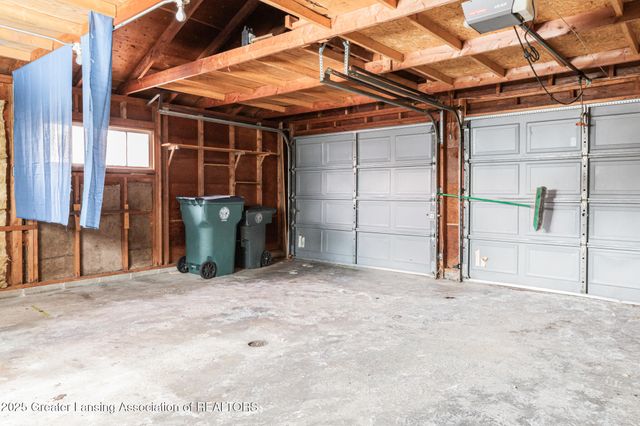 1544 Haslett Road, East Lansing, MI 48823