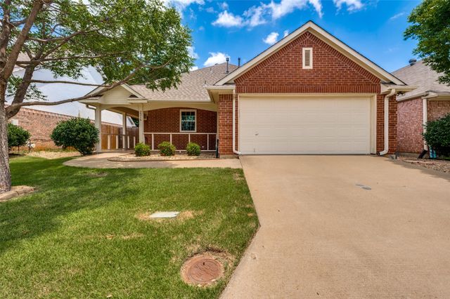 2316 Clermont Lane, Denton, TX 76205