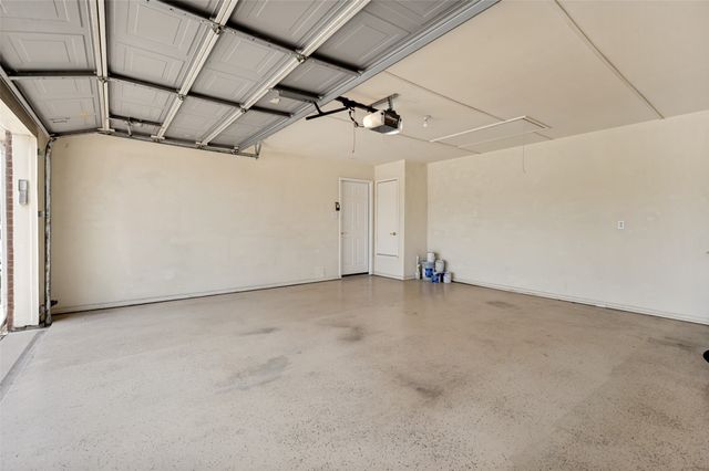 2316 Clermont Lane, Denton, TX 76205