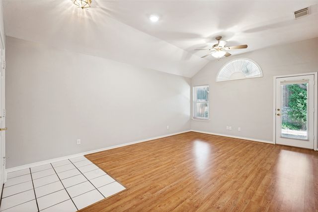 2316 Clermont Lane, Denton, TX 76205