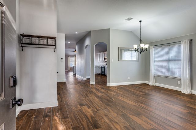 1104 Vista View Drive, Burleson, TX 76028