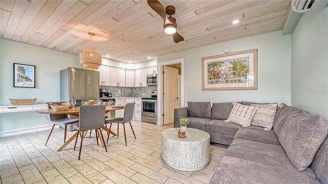 104 AVENIDA VENECCIA 171, Sarasota, FL 34242