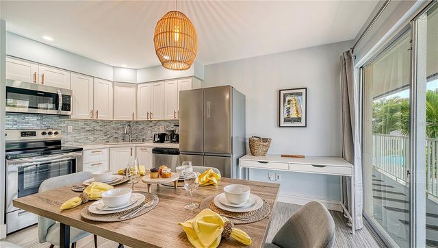 104 AVENIDA VENECCIA 171, Sarasota, FL 34242