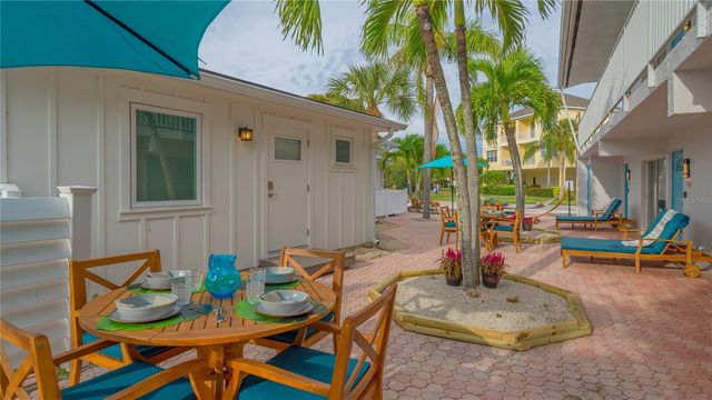 104 AVENIDA VENECCIA 171, Sarasota, FL 34242