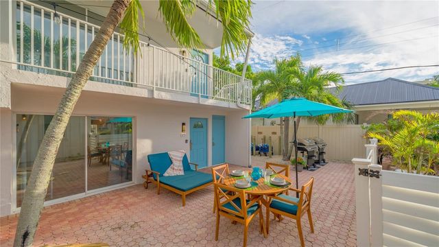 104 AVENIDA VENECCIA 171, Sarasota, FL 34242