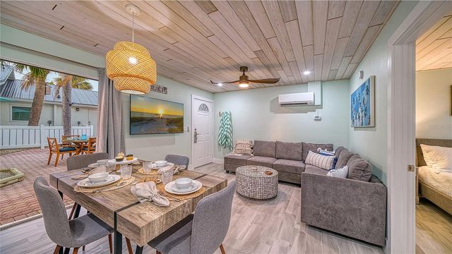 104 AVENIDA VENECCIA 171, Sarasota, FL 34242