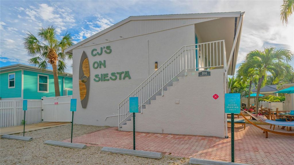 104 AVENIDA VENECCIA 171, Sarasota, FL 34242