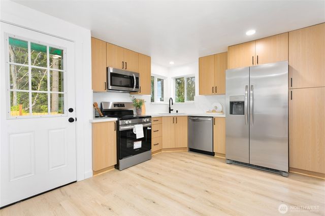 3110 11th Street, Bremerton, WA 98312