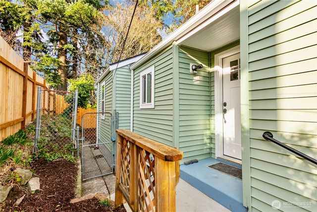 3110 11th Street, Bremerton, WA 98312