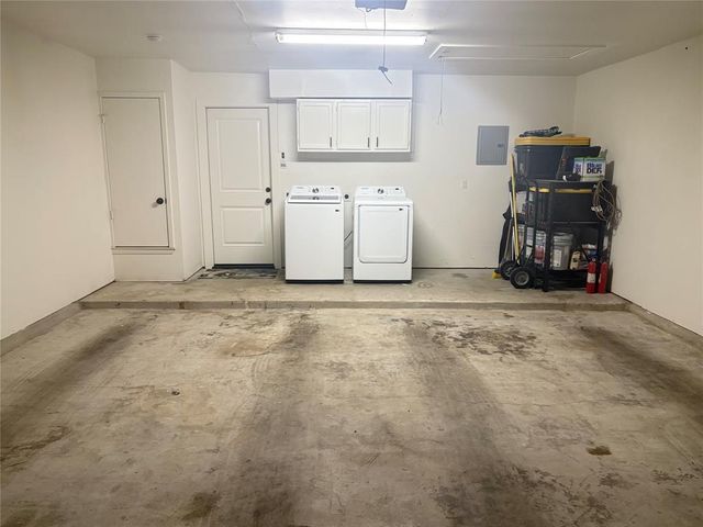 4404 Sarasota DR, Austin, TX 78749