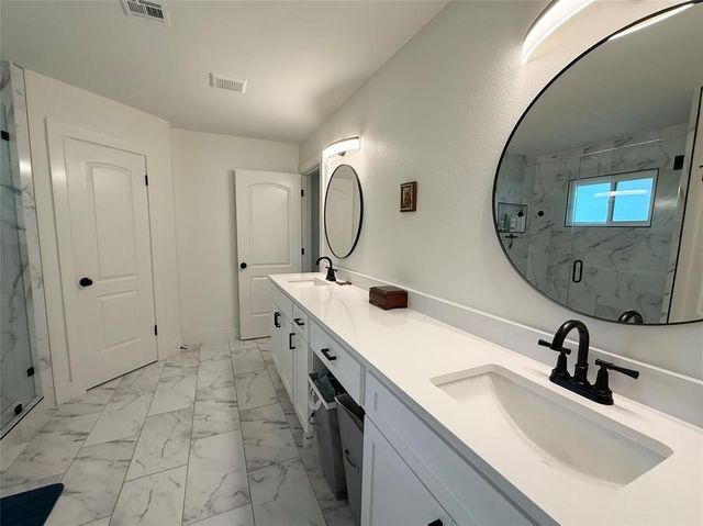 4404 Sarasota DR, Austin, TX 78749