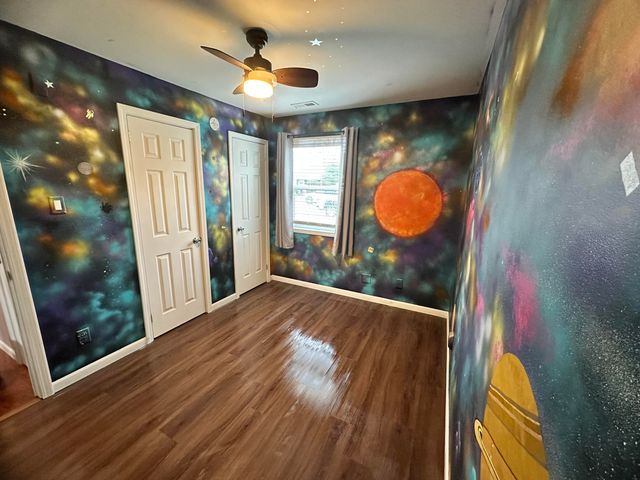 1209 W 1st Place, Hobart, IN 46342