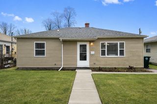 1209 W 1st Place, Hobart, IN 46342