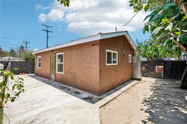 1616 E 89th Street, Los Angeles, CA 90002