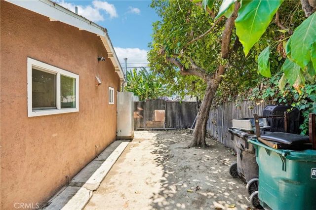 1616 E 89th Street, Los Angeles, CA 90002