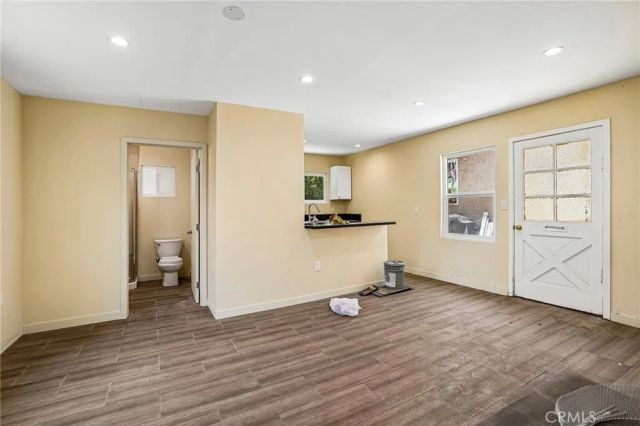 1616 E 89th Street, Los Angeles, CA 90002
