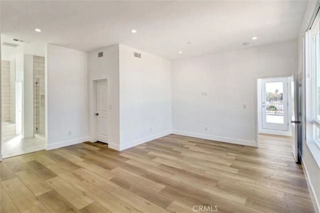 3016 West, Los Angeles, CA 90016