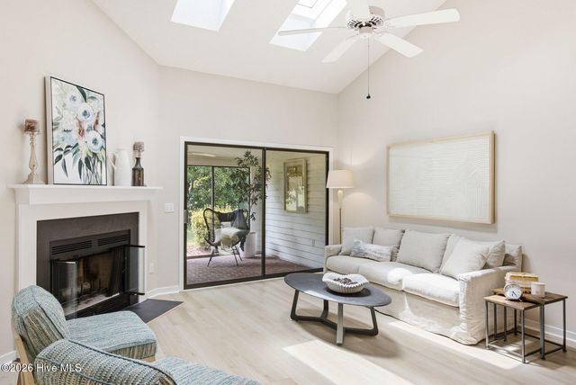 6026 Inland Greens Drive, Wilmington, NC 28405