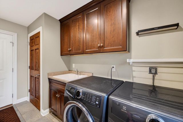 5705 Lancashier Court, Fitchburg, WI 53711