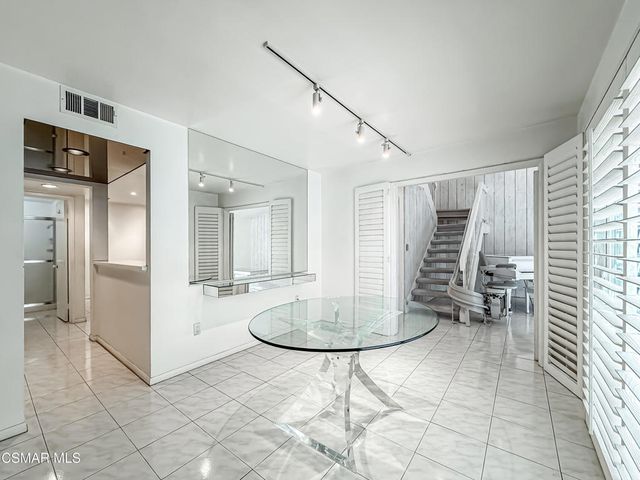 10435 Larwin Avenue, Chatsworth, CA 91311