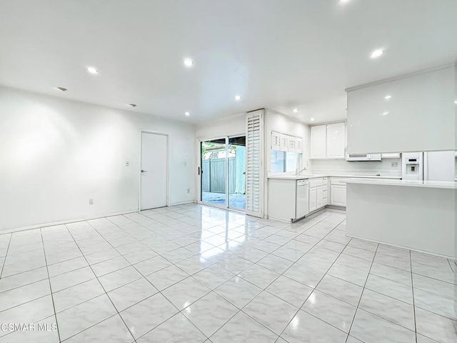 10435 Larwin Avenue, Chatsworth, CA 91311