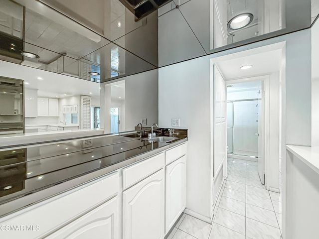 10435 Larwin Avenue, Chatsworth, CA 91311