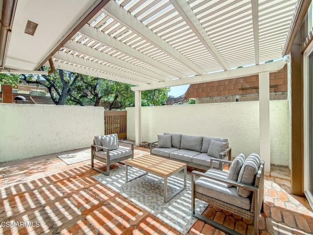 10435 Larwin Avenue, Chatsworth, CA 91311
