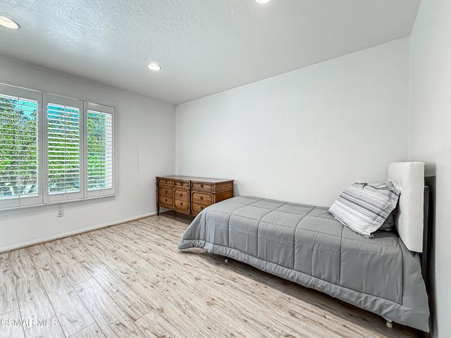 10435 Larwin Avenue, Chatsworth, CA 91311
