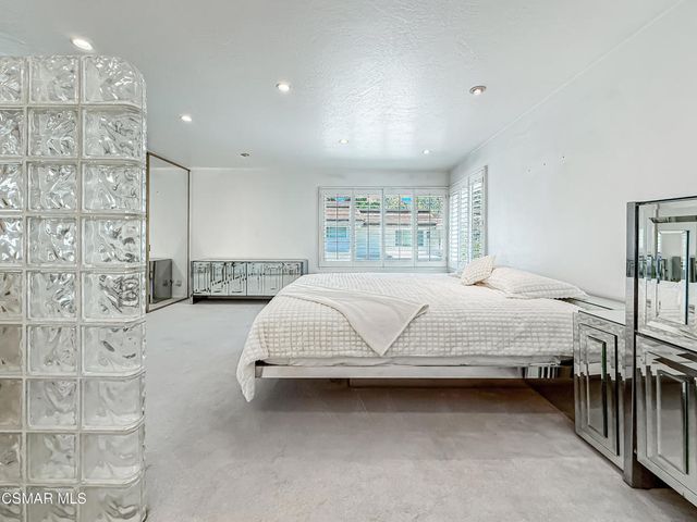 10435 Larwin Avenue, Chatsworth, CA 91311
