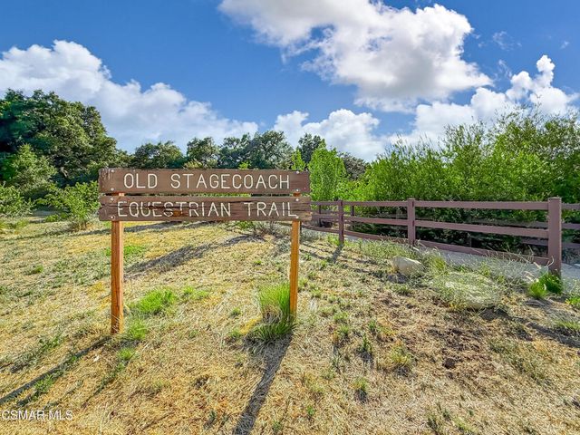 10435 Larwin Avenue, Chatsworth, CA 91311