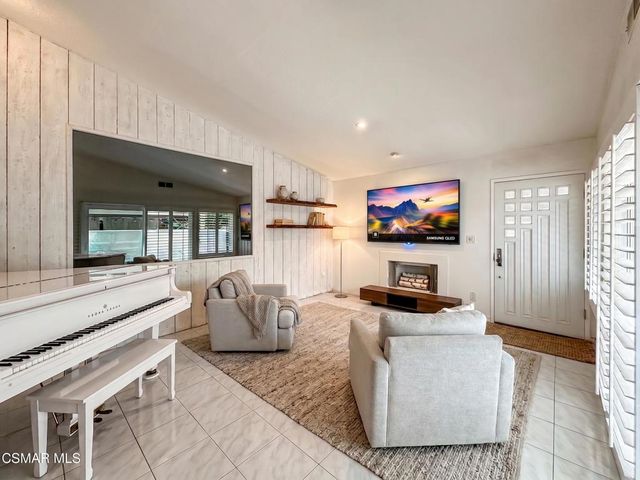 10435 Larwin Avenue, Chatsworth, CA 91311
