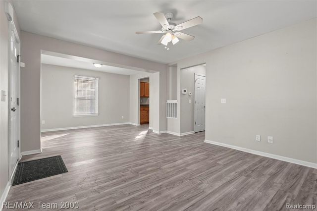 21025 Glen Lodge Road, Ferndale, MI 48220