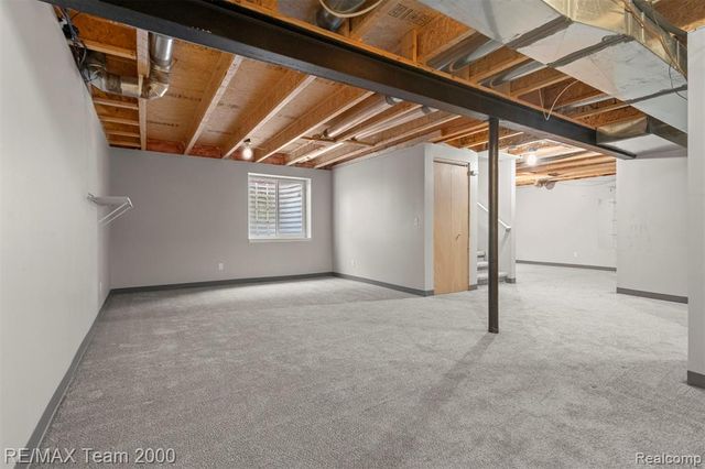 21025 Glen Lodge Road, Ferndale, MI 48220