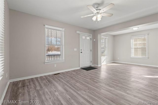 21025 Glen Lodge Road, Ferndale, MI 48220